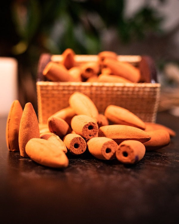 Serene Sandalwood Backflow Incense Cones (50pcs)